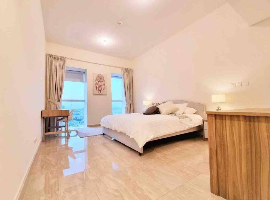 Modern And Spacious 1 Bedroom Near Downtown Wtc And Metro Dubai Exterior foto