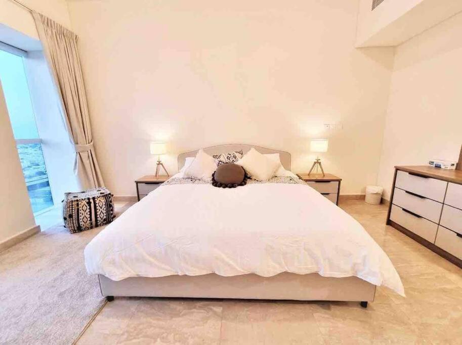 Modern And Spacious 1 Bedroom Near Downtown Wtc And Metro Dubai Exterior foto