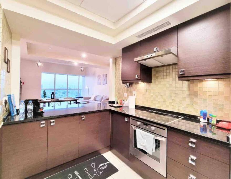 Modern And Spacious 1 Bedroom Near Downtown Wtc And Metro Dubai Exterior foto